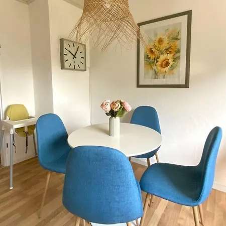 Apartment Top Location • Family-Friendly • Parking • Netflix *