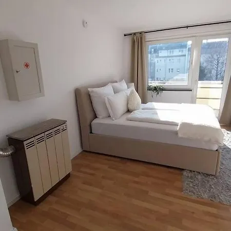 Top Location • Family-Friendly • Parking • Netflix *