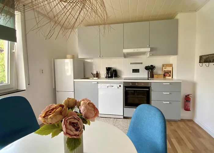 Top Location • Family-Friendly • Parking • Netflix 아파트 루드빅스하펜 암 라인